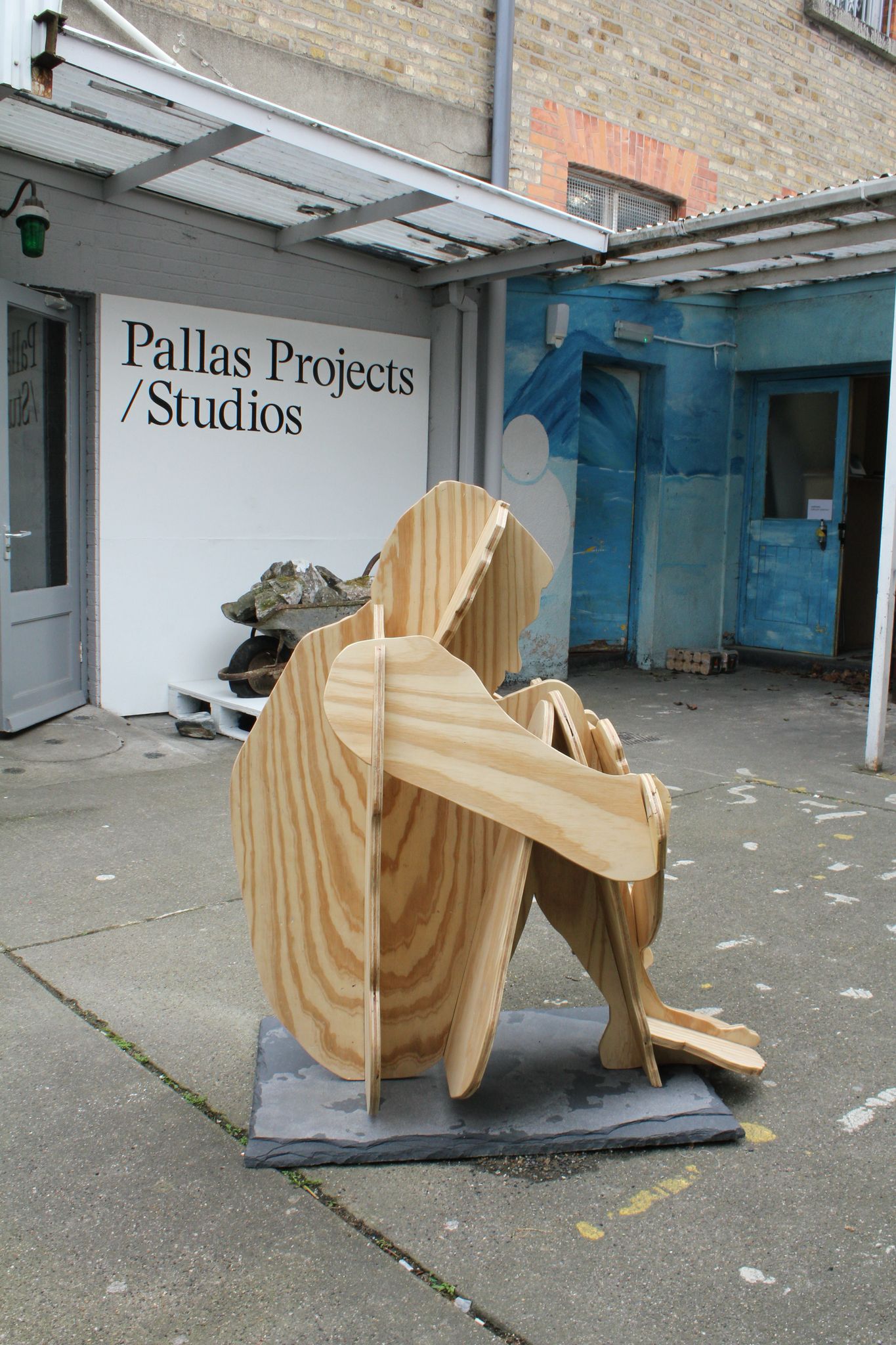 Holding it together Pallas Projects / Studios
