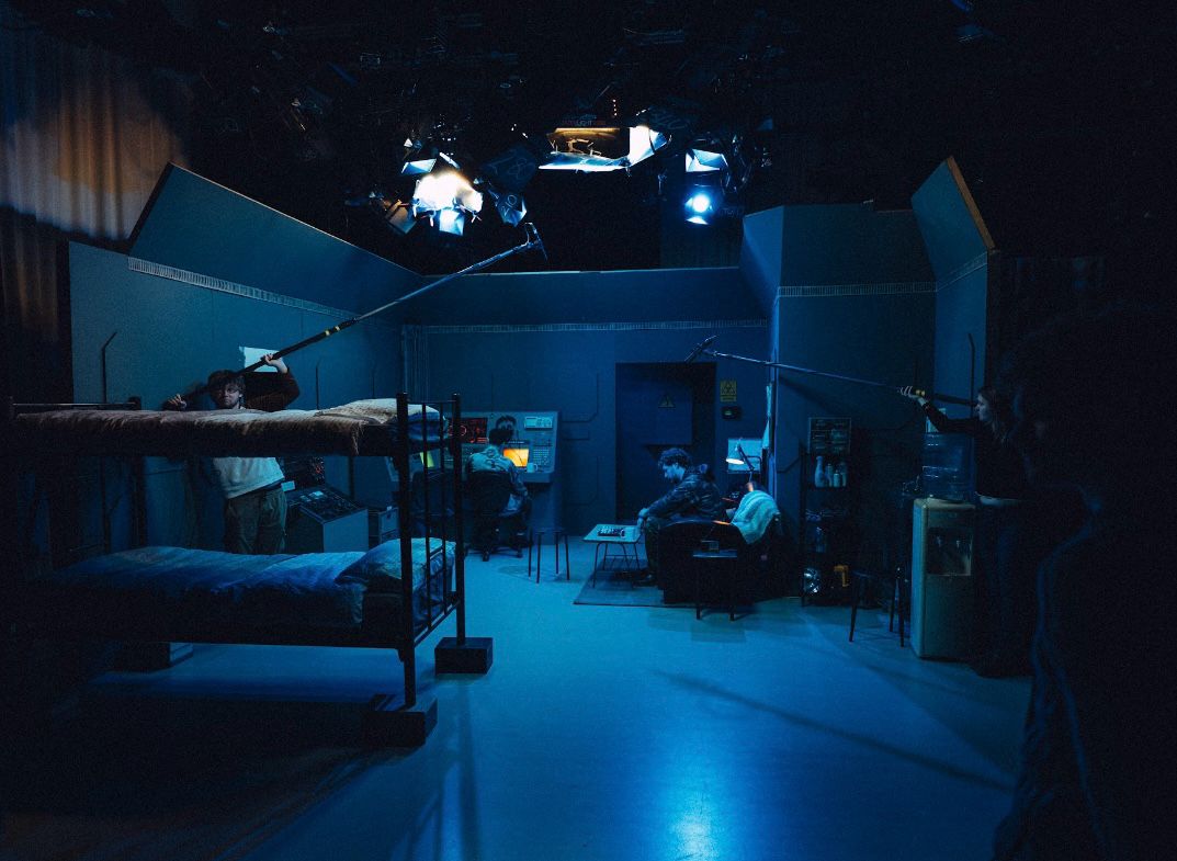 City Upon A Hill Set