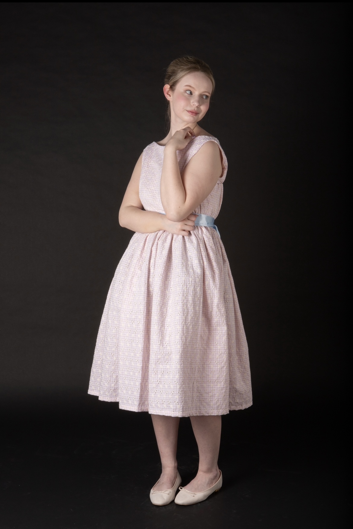 Side view of Amber Von Tussle modeled by Lara Ni Bhriain photographed by Sarah Lordan