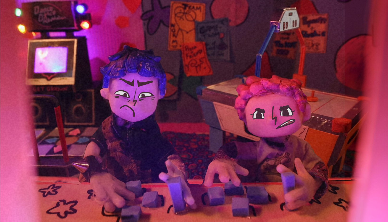 "A day in" short stop motion, Tatsu and MJ play in the Arcade
