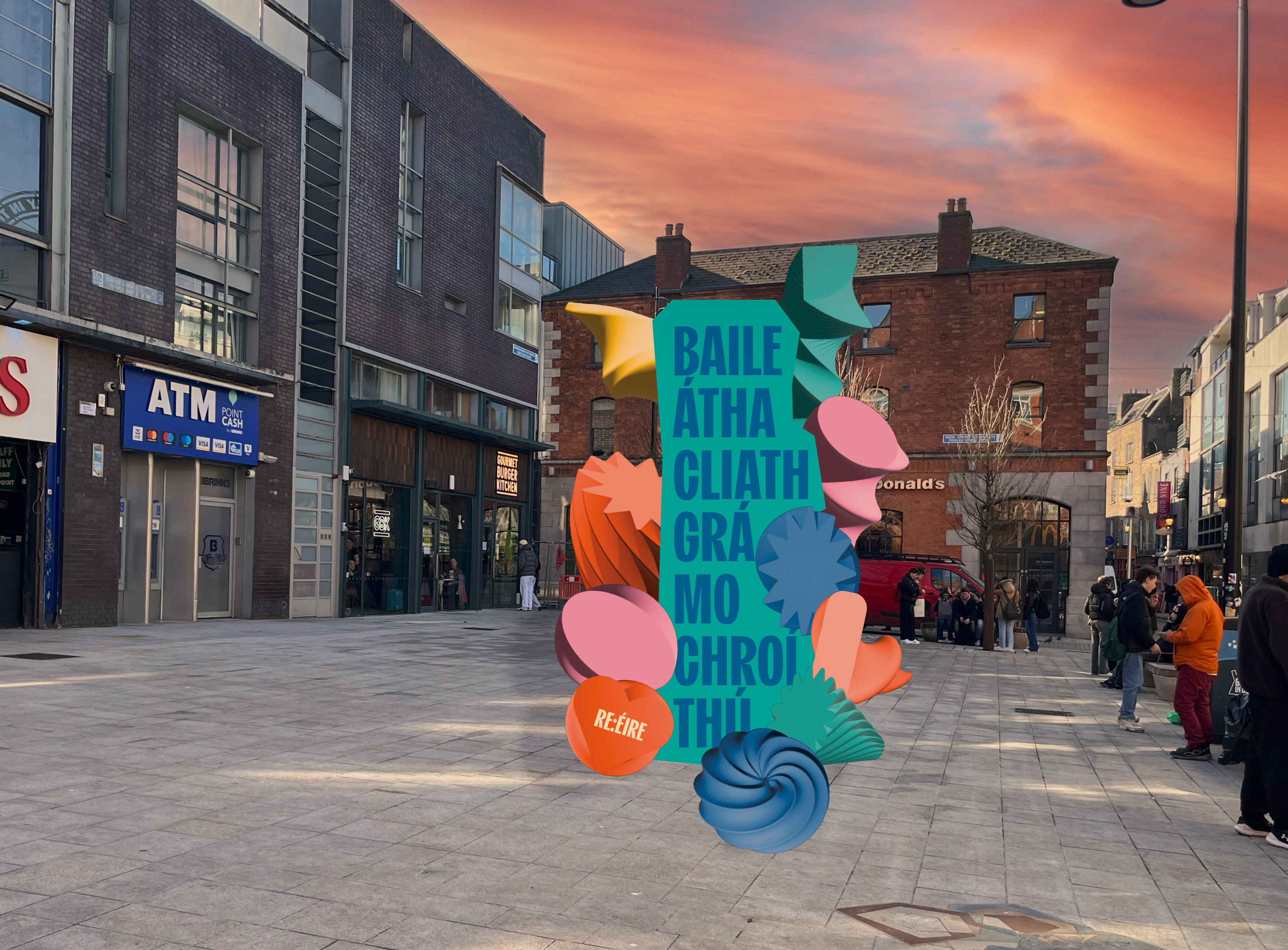 Showcasing forms of wayfinding throughout the city, with the use of sculptures.