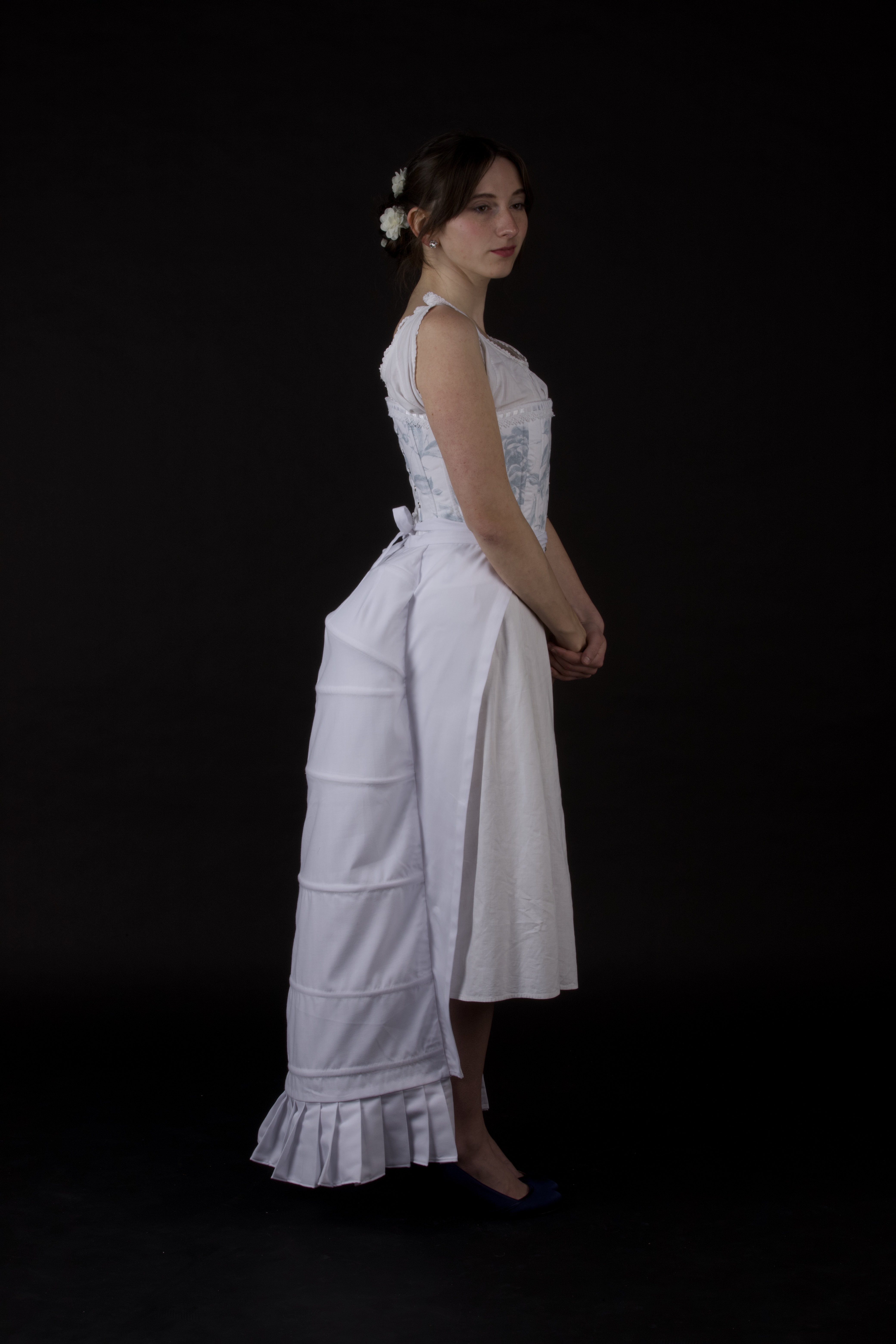 Photo of side profile of the bustle