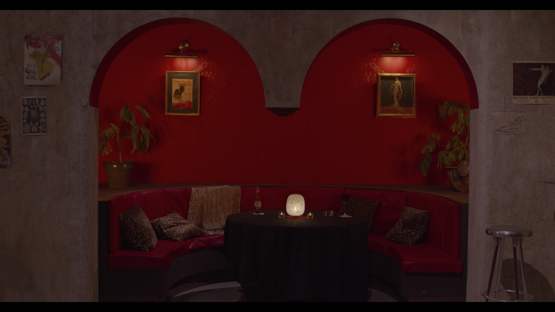 Snug- TV Multicam (with Muireann O Keefe, Faye Langan and Alice Jolyet-Cunningham)