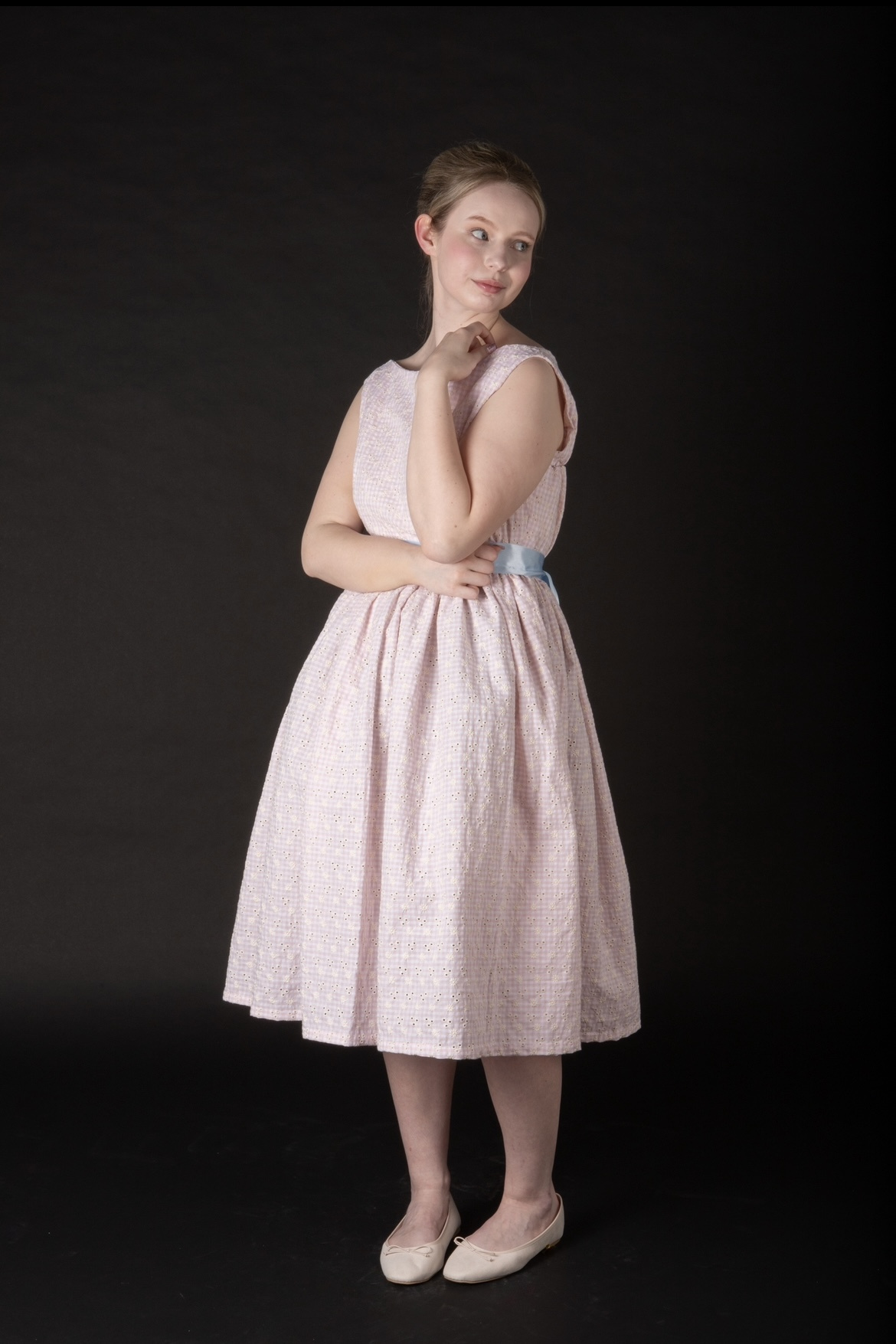 Side view of Amber Von Tussle modeled by Lara Ni Bhriain photographed by Sarah Lordan