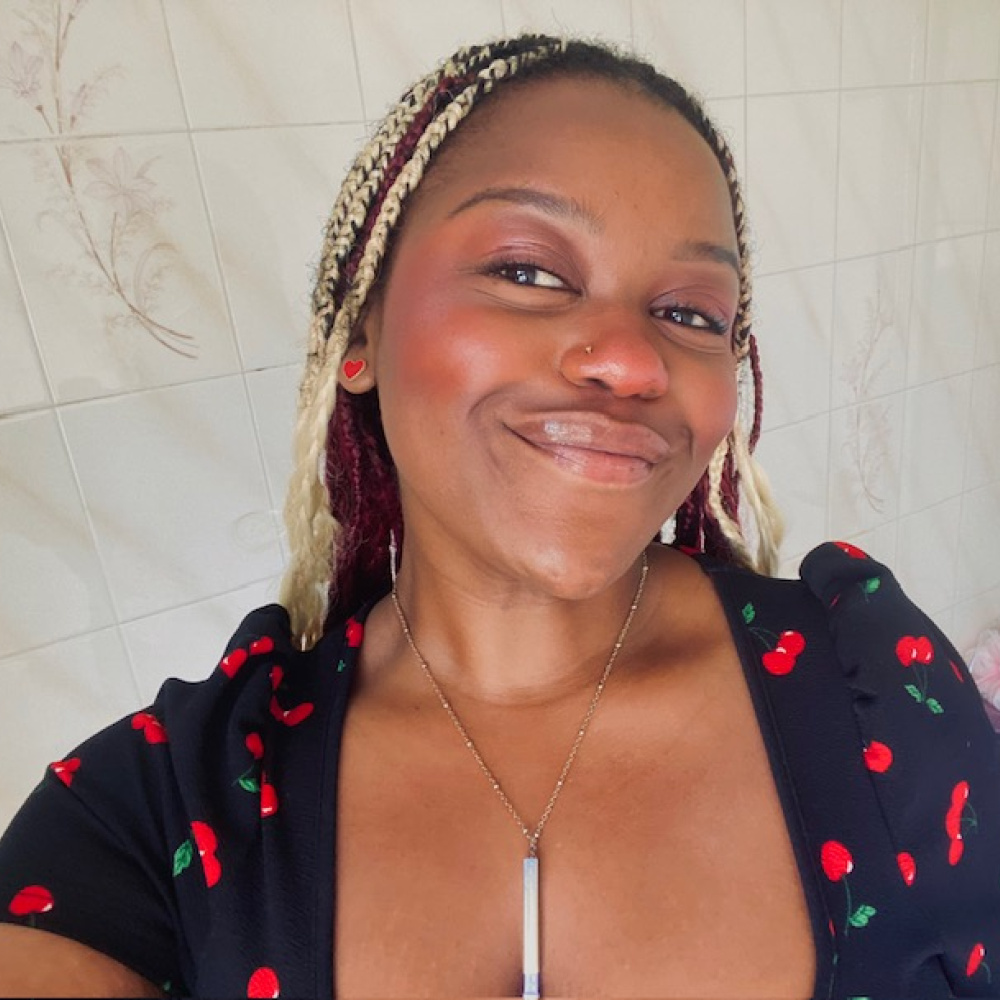 an image of Chloe Danga smiling 